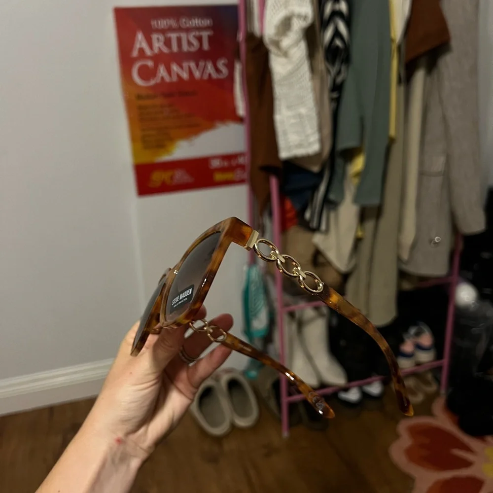 STEVE MADDEN sunglasses - Picture 3 of 11